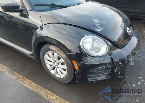 2017 Volkswagen Beetle #Pinkbeetle/1.8T Classic/1.8T S из США, поврежденный, VIN 3VWF17AT9HM621137